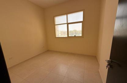 Apartment - 2 Bedrooms - 2 Bathrooms for rent in Al Jurf 2 - Al Jurf - Ajman Downtown - Ajman