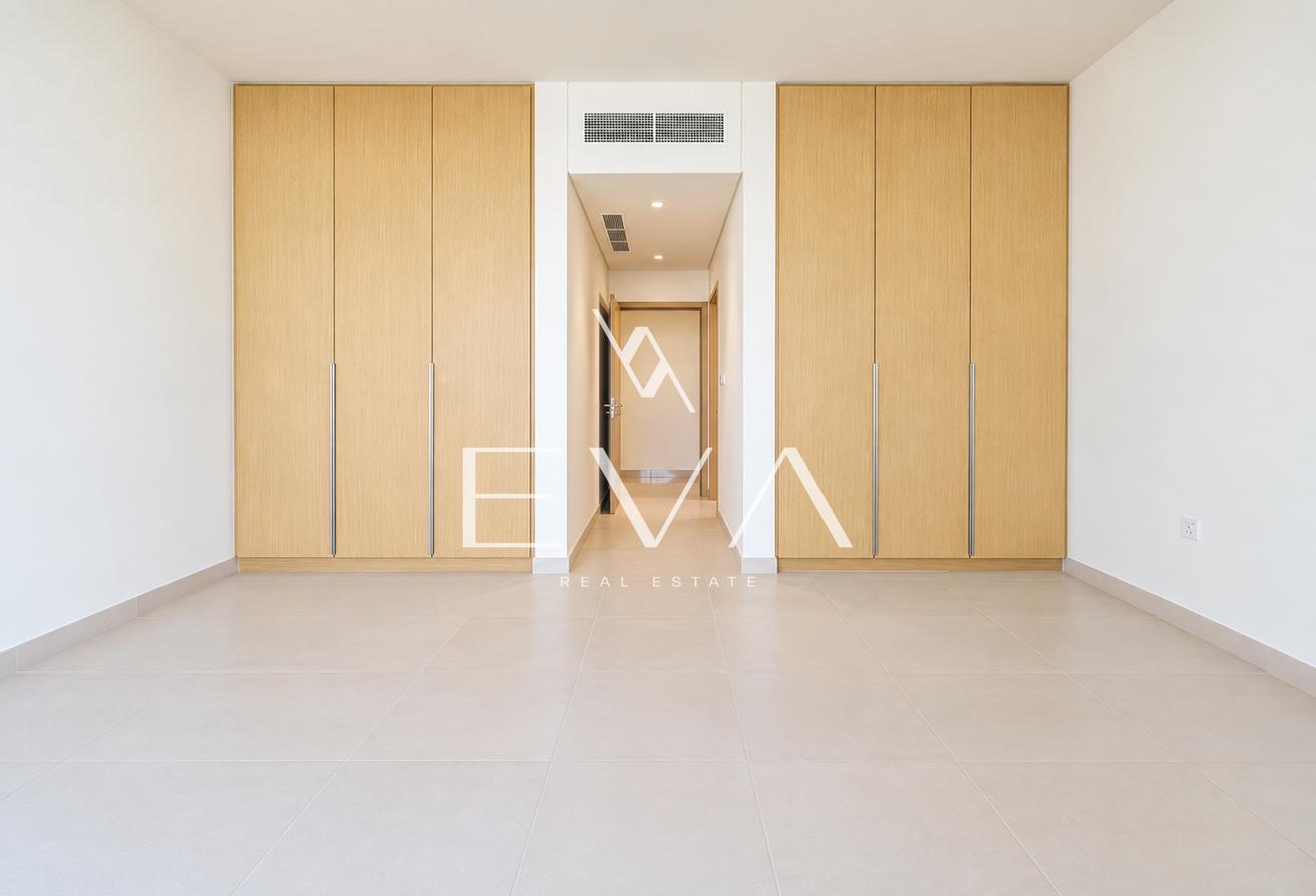 LUXURY VILLA | UNFURNISHED | VACANT photo 28