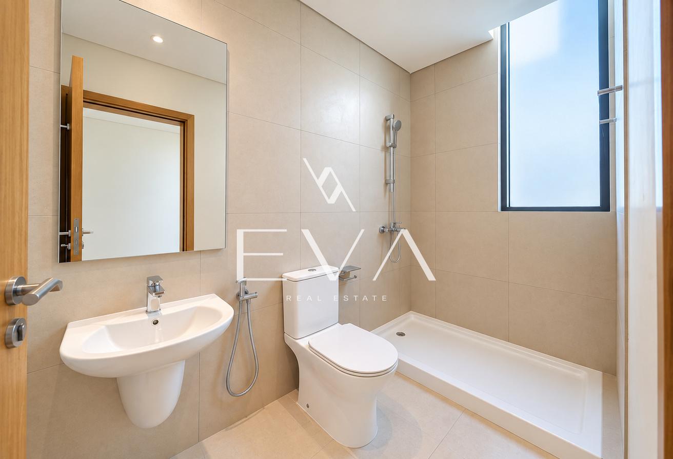 LUXURY VILLA | UNFURNISHED | VACANT photo 10