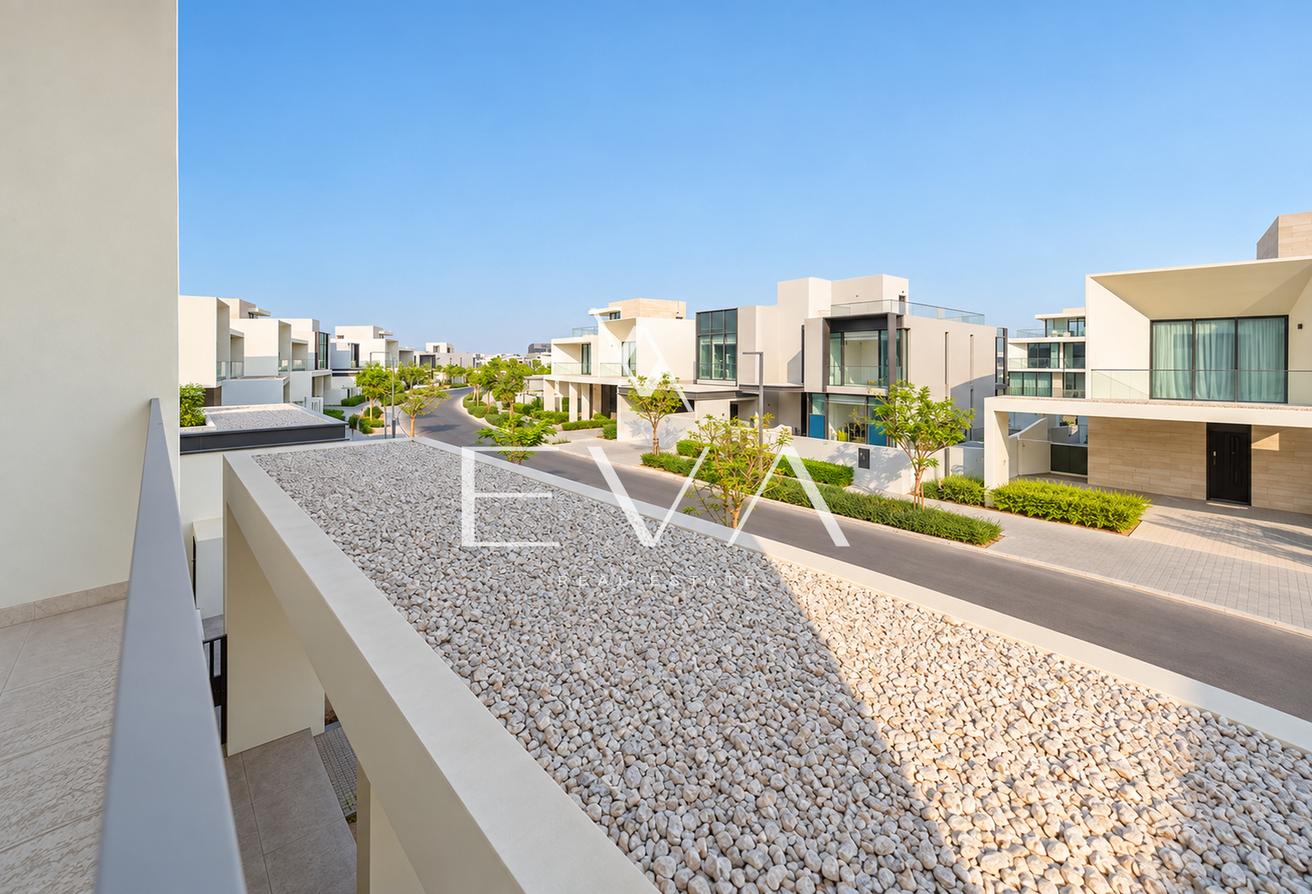 LUXURY VILLA | UNFURNISHED | VACANT photo 25