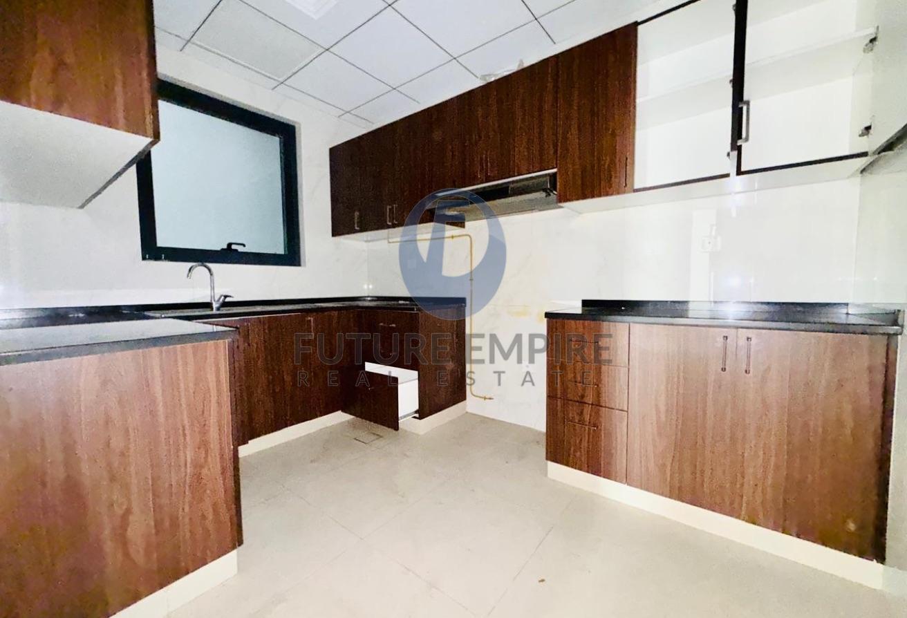 Modern & Spacious 2 BHK Apartment | Prime Location photo 4