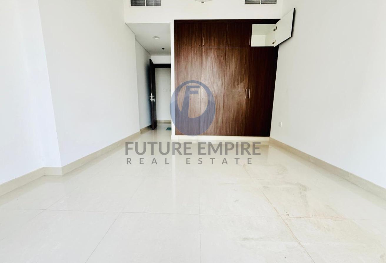 Modern & Spacious 2 BHK Apartment | Prime Location photo 9