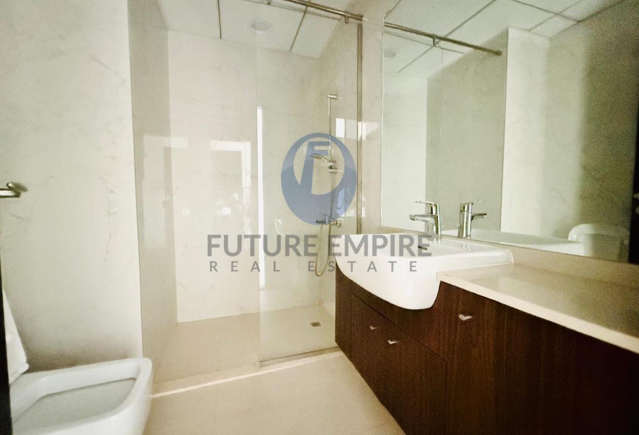 Modern & Spacious 2 BHK Apartment | Prime Location photo 13