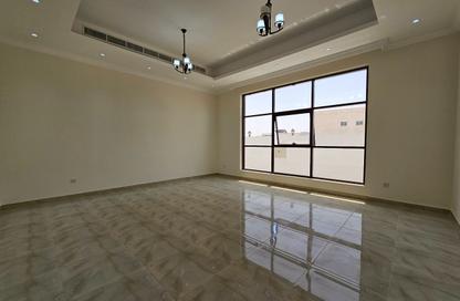 Villa - 5 Bedrooms - 7 Bathrooms for rent in Nad Al Sheba 4 - Nad Al Sheba - Dubai