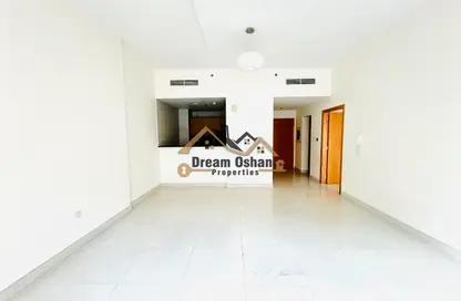 Apartment - 1 Bedroom - 2 Bathrooms for rent in Al Hikma Residence - Dubai Silicon Oasis - Dubai