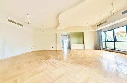 Villa - 5 Bedrooms - 7 Bathrooms for rent in Hoshi - Al Badie - Sharjah