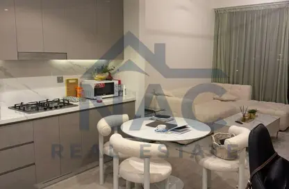 شقة - غرفة نوم - 1 حمام للايجار في فرهاد عزيزي ريزيدنس - الجداف - دبي