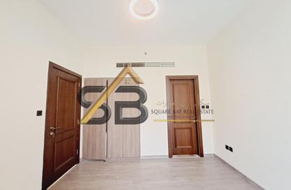Apartment - 1 Bedroom - 2 Bathrooms for rent in Saleh Residence 3 - Jumeirah Garden City - Al Satwa - Dubai