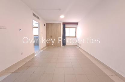 Apartment - Studio - 1 Bathroom for rent in AAAF Building - Al Mankhool - Bur Dubai - Dubai