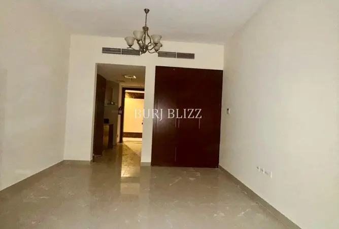 155076430 - Property Image 2