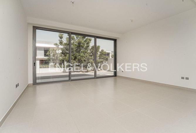 113719402 - Property Image 2