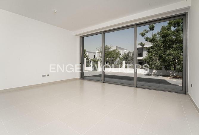 113719402 - Property Image 3