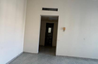 Apartment - 2 - 2 for rent in Qasimia 13 building - Al Nad - Al Qasimia - Sharjah