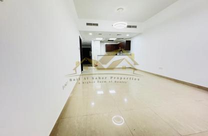 Apartment - 1 Bedroom - 2 Bathrooms for rent in Jumeirah Garden City - Al Satwa - Dubai