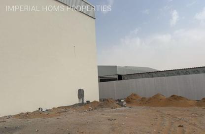 Warehouse - Studio - 1 Bathroom for rent in Umm Al Thuoob - Umm Al Quwain