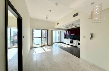 Apartment - 1 - 2 for rent in Cayan Tower - Dubai Marina - Dubai