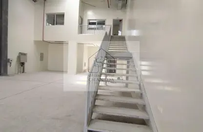 مستودع - استوديو - 1 حمام للايجار في الصجعة الصناعية - الصجعة - الشارقة