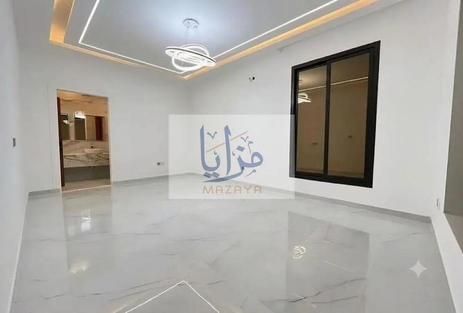 127933754 - Property Image 3