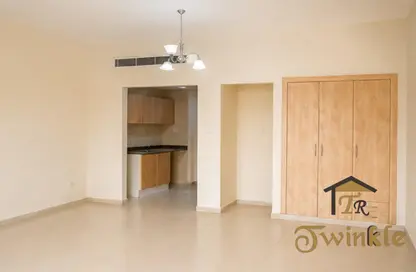 Apartment - 1 Bathroom for rent in Building G02 - Morocco Cluster - International City - Dubai