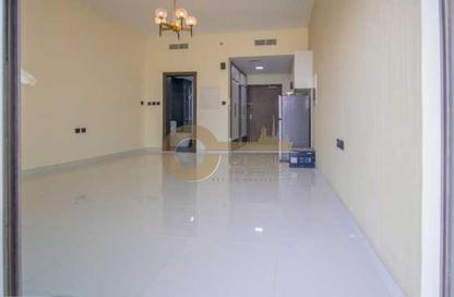 Apartment - Studio - 1 Bathroom for rent in Wavez Residence - Liwan - Dubai Apartment - Studio - 1 Bathroom for rent in Wavez Residence - Liwan - Dubai
