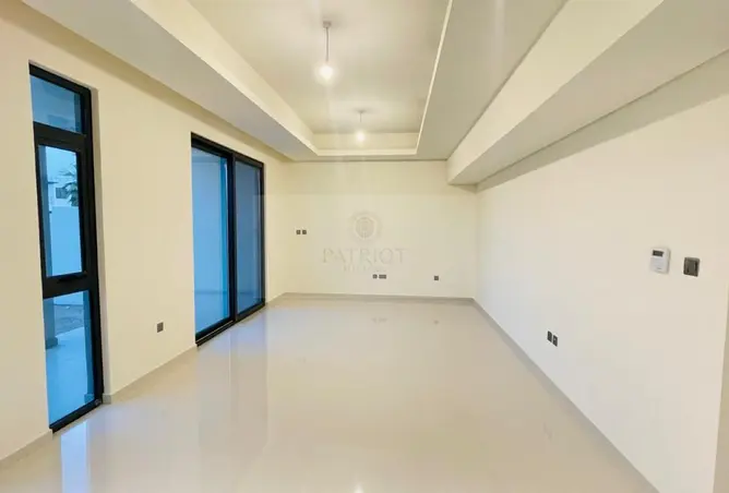141928648 - Property Image 3