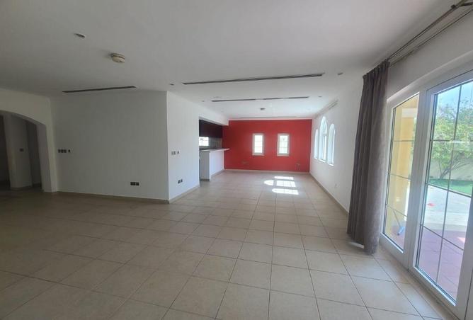 91812883 - صورة العقار 3