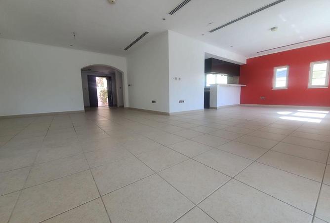 91812883 - صورة العقار 2