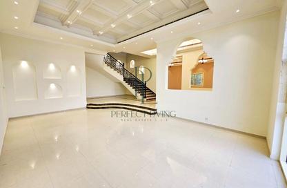 Villa - 5 - 6 for rent in Al Quoz 1 - Al Quoz - Dubai Villa - 5 - 6 for rent in Al Quoz 1 - Al Quoz - Dubai