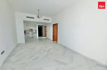 Apartment - 2 Bedrooms - 3 Bathrooms for rent in Millennium Binghatti Residences - Business Bay - Dubai