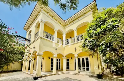 Villa - 5 Bedrooms - 5 Bathrooms for rent in The Centro - The Villa - Dubai