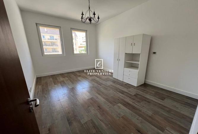 93159180 - Property Image 2