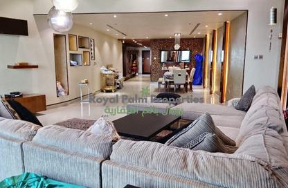 Apartment - 3 Bedrooms - 4 Bathrooms for sale in Corniche Tower - Ajman Corniche Road - Ajman
