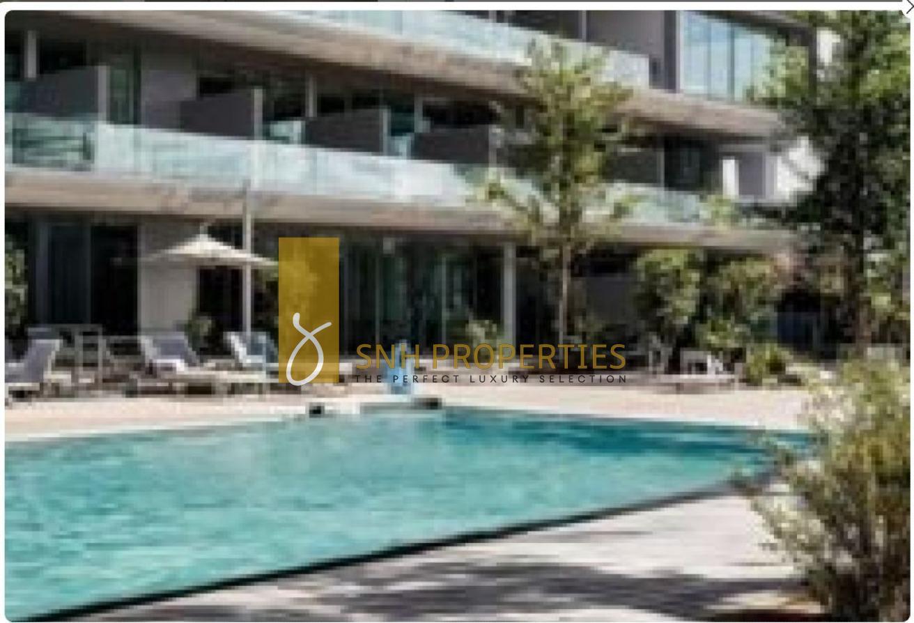 12 CHEQUES | POOL VIEW | BRAND NEW photo 9