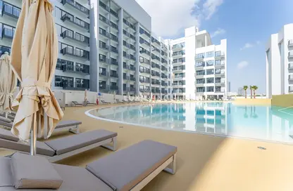 شقة - غرفة نوم - 1 حمام للبيع في عزيزي ميراج - ستوديو سيتي - دبي