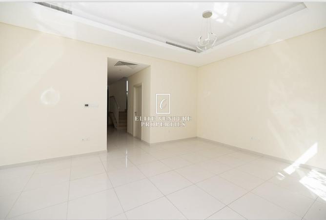 71129239 - Property Image 3