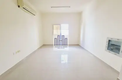 Apartment - 1 Bedroom - 1 Bathroom for rent in GGICO Building Moweilah - Muwaileh Commercial - Sharjah