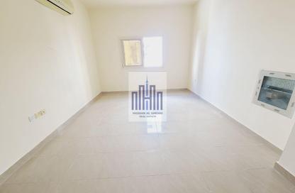 Apartment - 1 Bedroom - 1 Bathroom for rent in GGICO Building Moweilah - Muwaileh Commercial - Sharjah