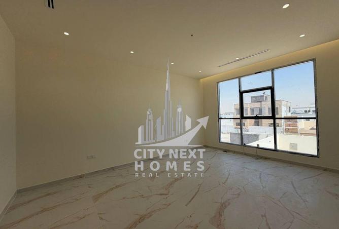 98274336 - Property Image 3