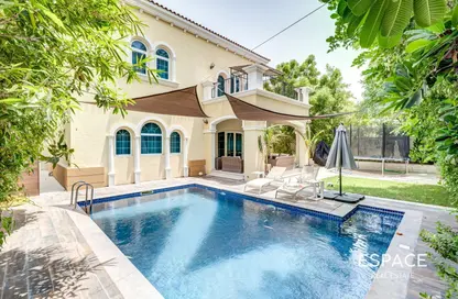 Villa - 3 Bedrooms - 4 Bathrooms for rent in District 7 - Jumeirah Park - Dubai
