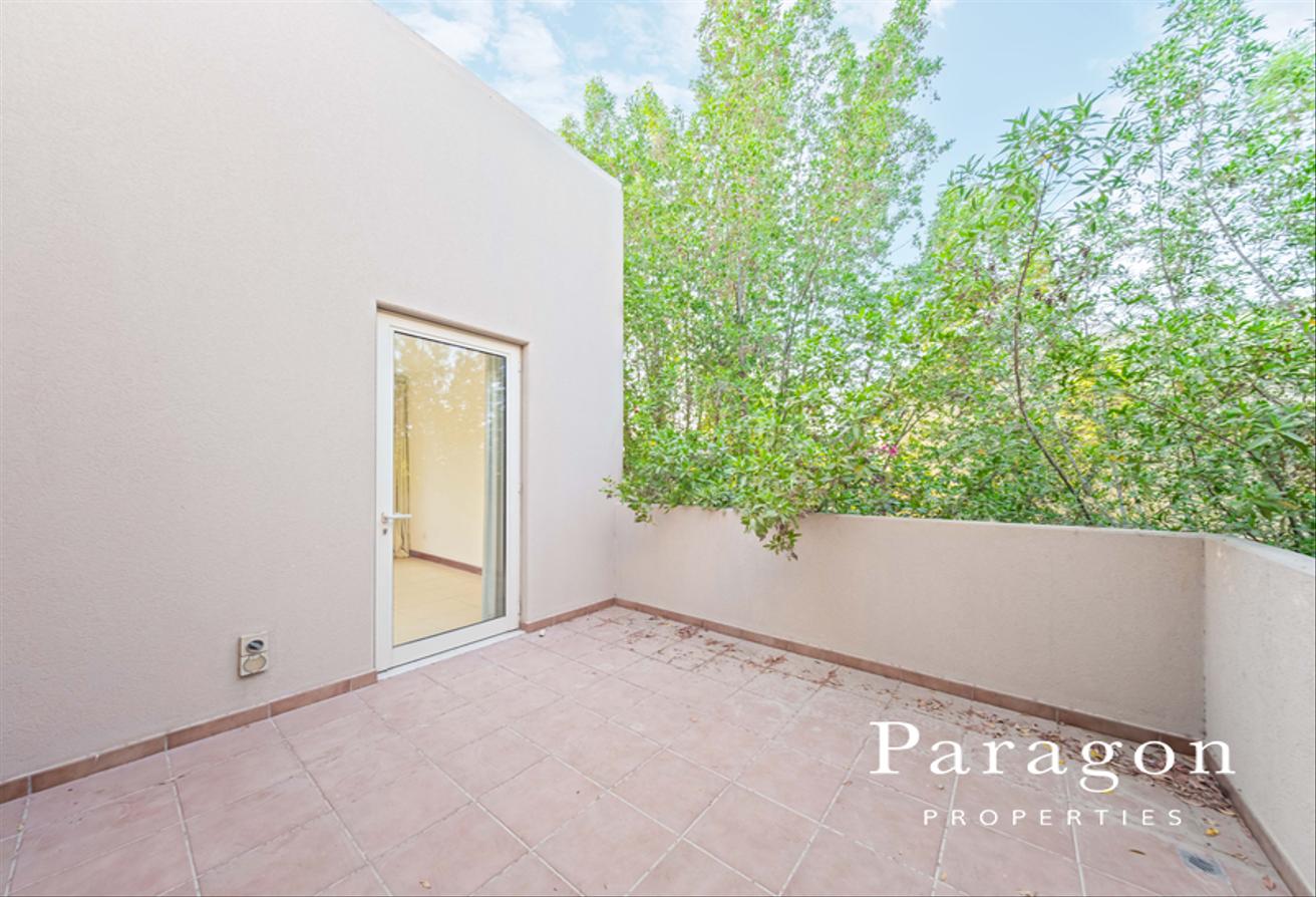 Park Backing | Extended Study Room | Negotiable photo 20