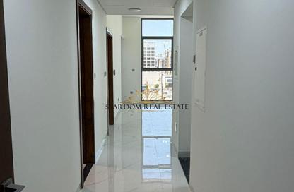 Apartment - 1 Bedroom - 2 Bathrooms for rent in Waha Living - Jumeirah Garden City - Al Satwa - Dubai
