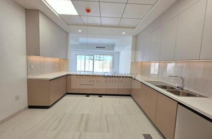 Townhouse - 4 - 6 for sale in Estella - Victory Heights - Dubai Sports City - Dubai