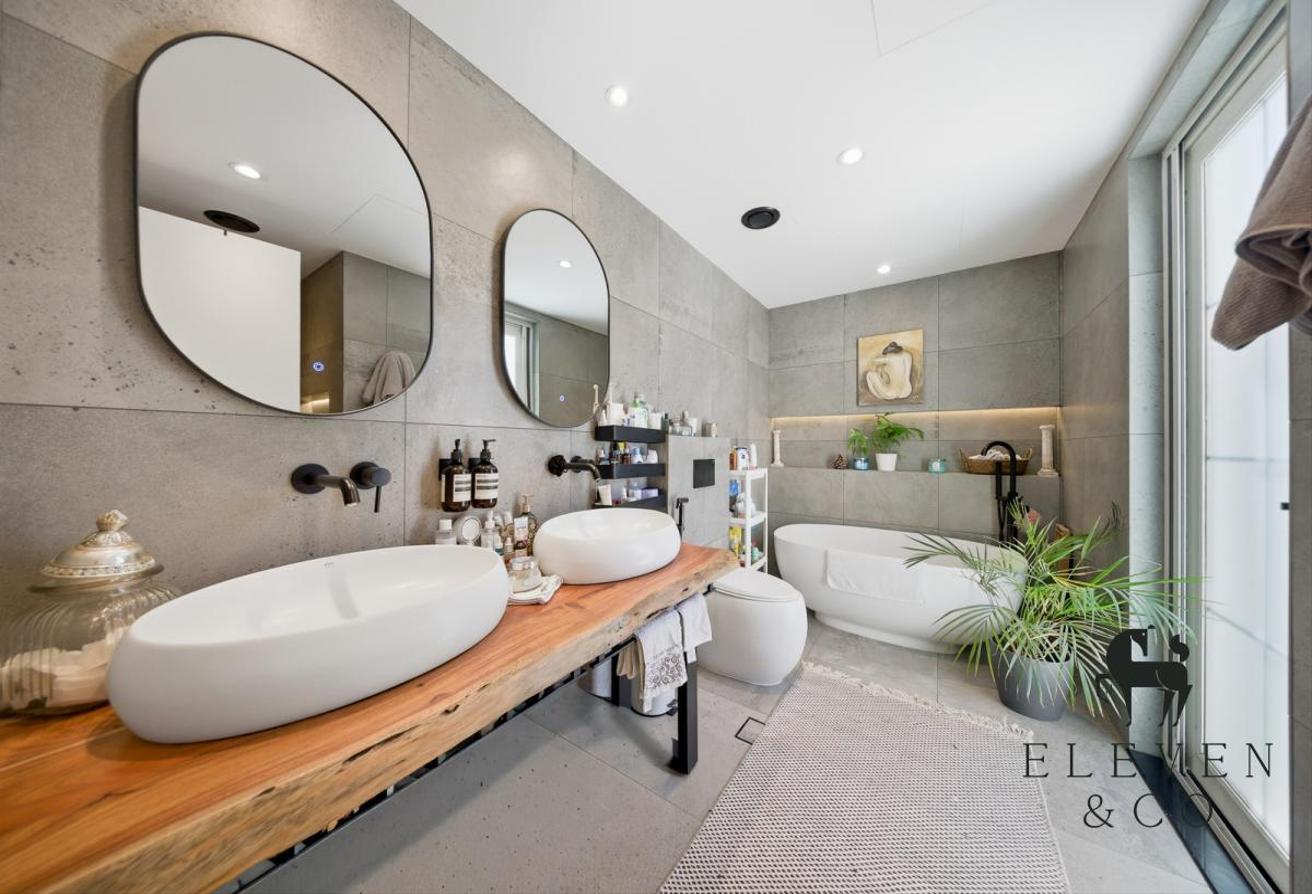 Open House by Appointment | 12-3pm on Saturday photo 13