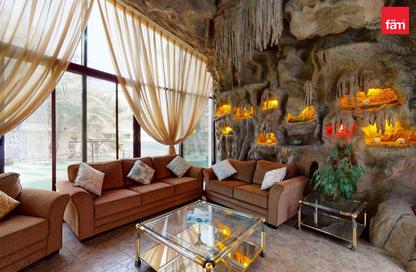 Villa - 7+ - 7+ for rent in Sector E - Emirates Hills - Dubai