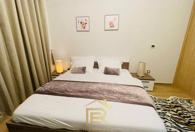 82782005 - Property Image 2