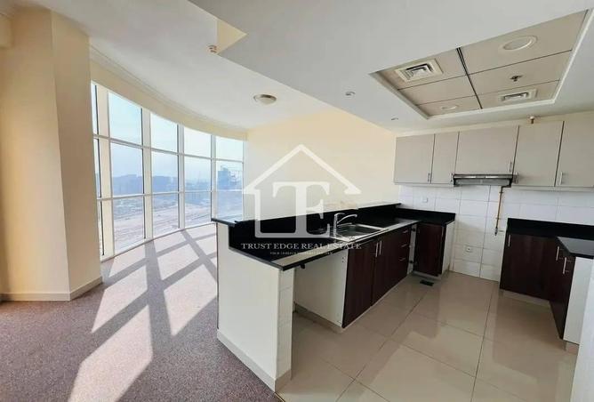 67430637 - Property Image 2