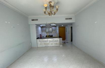 Apartment - 1 - 1 for rent in Al Majaz 3 - Al Majaz - Sharjah