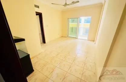 Apartment - 1 Bedroom - 2 Bathrooms for rent in Muwaileh 29 Building - Muwaileh - Sharjah