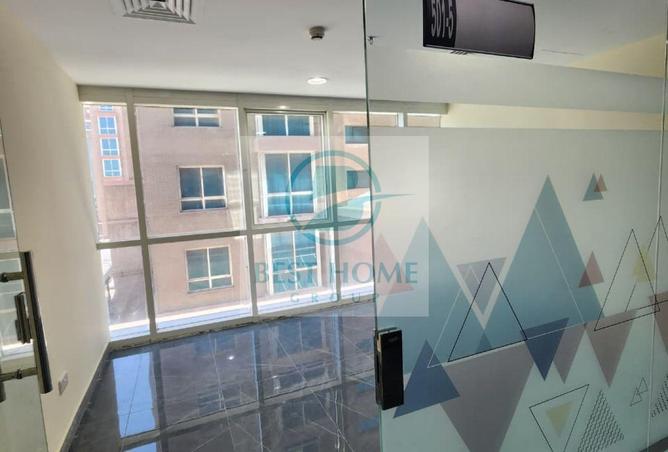 104252043 - Property Image 3