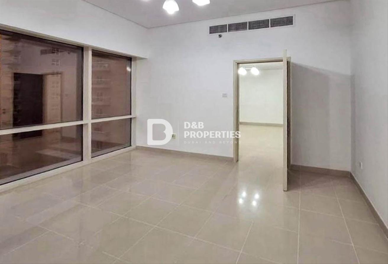 Modern1BR | Spacious Layout | Community Views photo 8